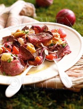 Alfresco roast beef salad